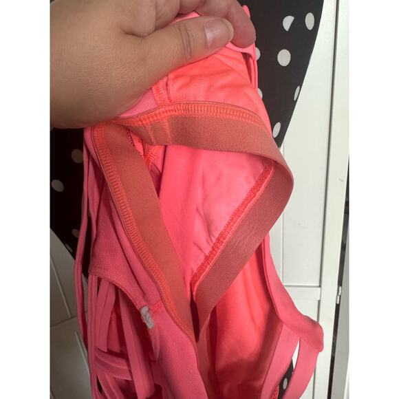 Lululemon Womens Tank Sz 6 City Sky Run By Grapefruit Mesh Most Popular RARE - Picture 16 of 16